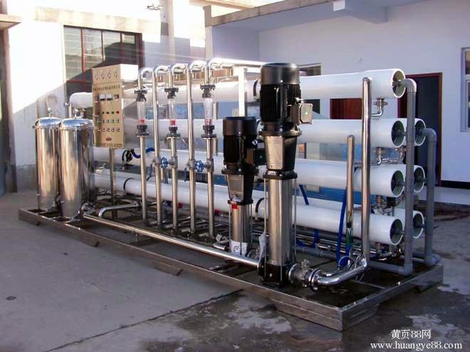 10TPH RO Water Treatment Plant 380V Stainless Steel Pretreatment Tank